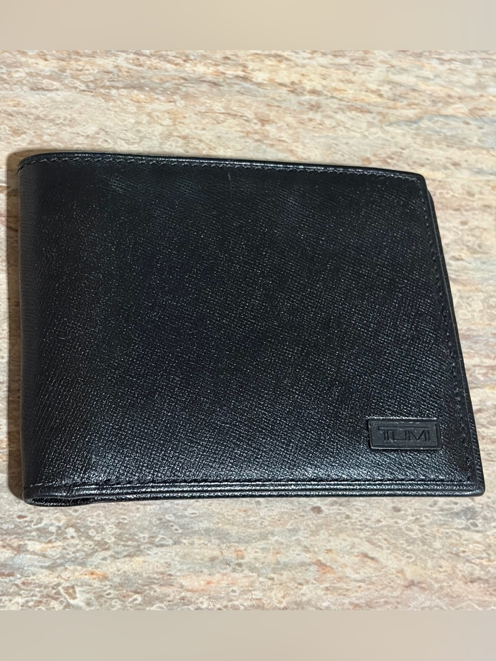 Tumi Black Double Billfold Textured Leather Card Holder/ Wallet